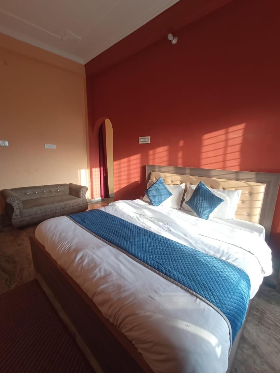Siddhi Vinayak Hotel And Banquet Bhīm Tāl Eksteriør bilde